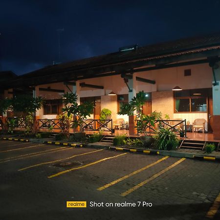 Hotel Aneka Baru Sleman  Dış mekan fotoğraf