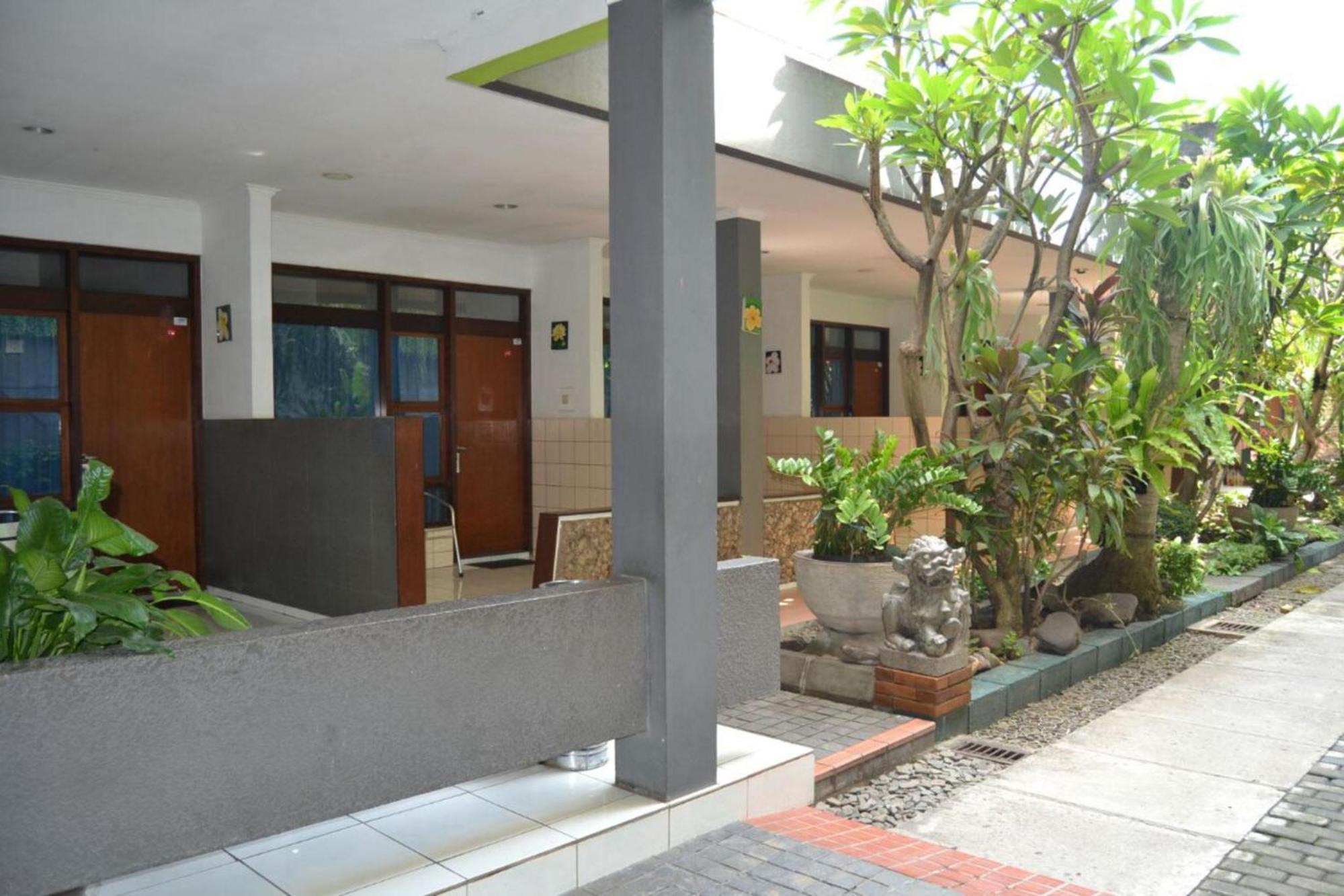 Hotel Aneka Baru Sleman  Dış mekan fotoğraf